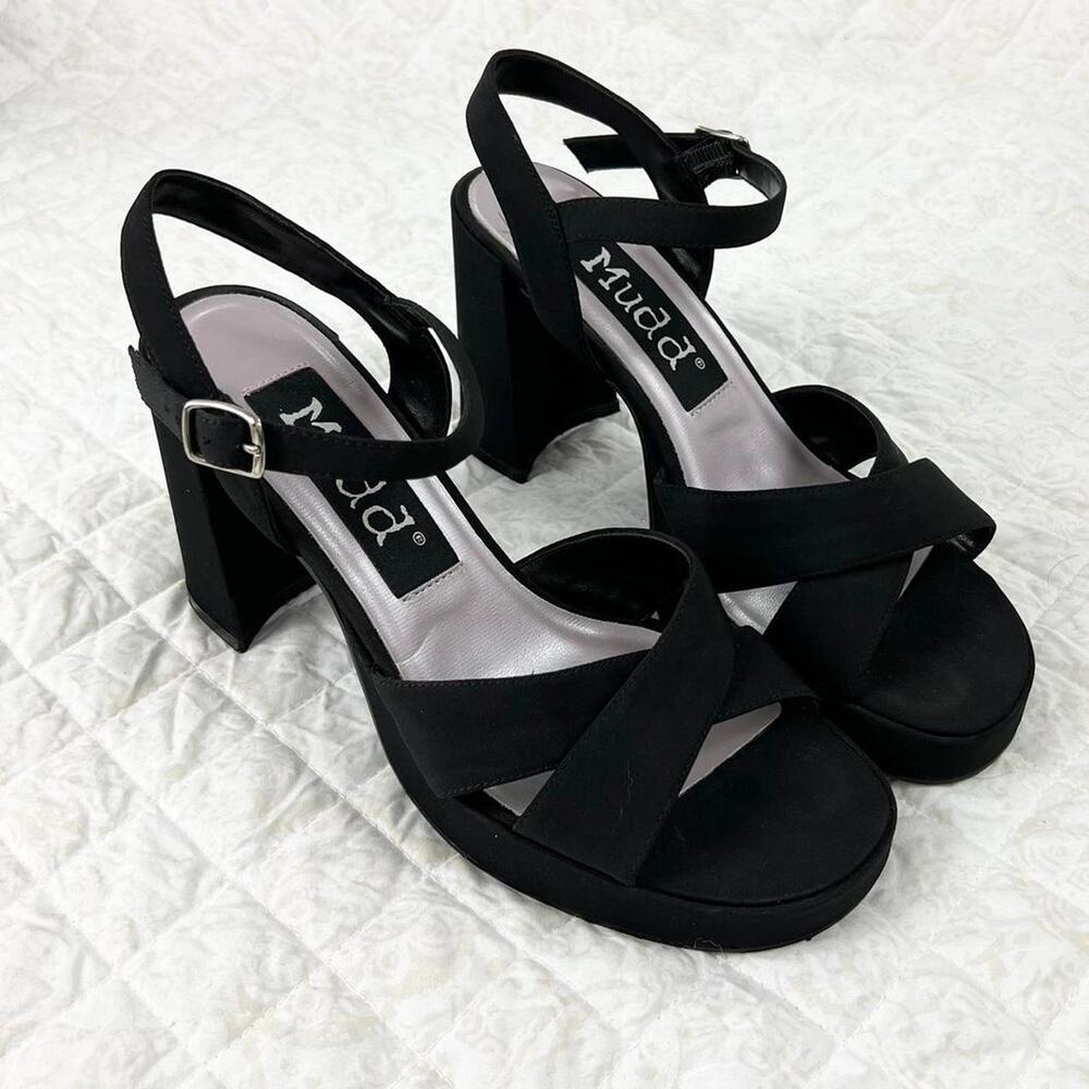 Mudd Vintage Y2k Chunky Black Sandals